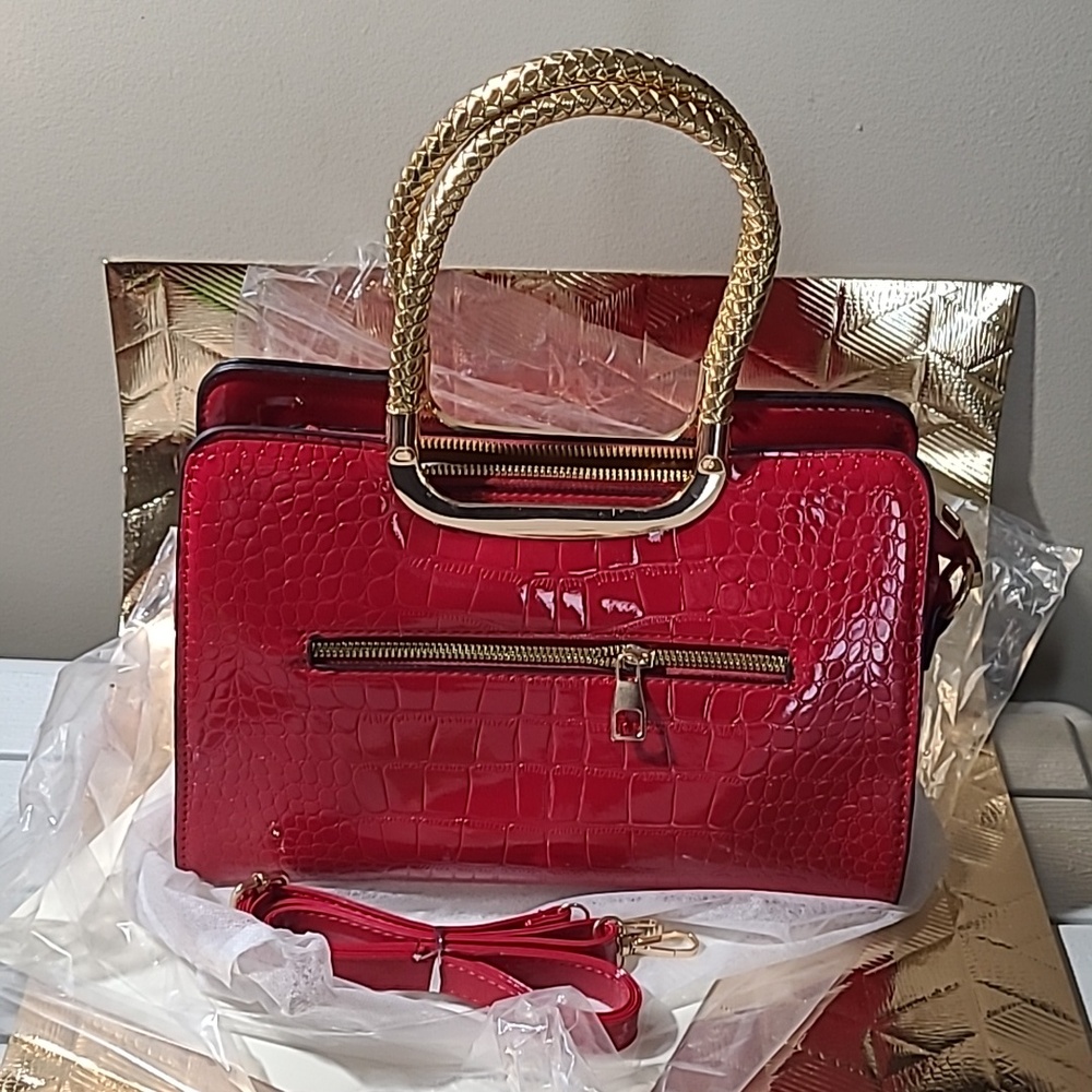 Elegant Red Bow Accent Women's Handbag with Gold Handles - Picture 4 of 5
